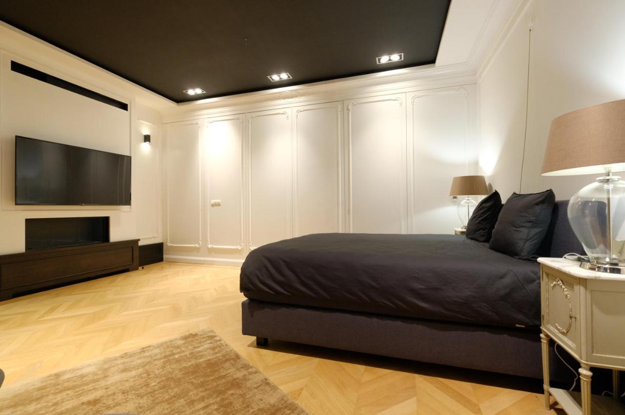 Suite La Duchesse Et Parking Prive Gratuit 蒙斯 外观 照片