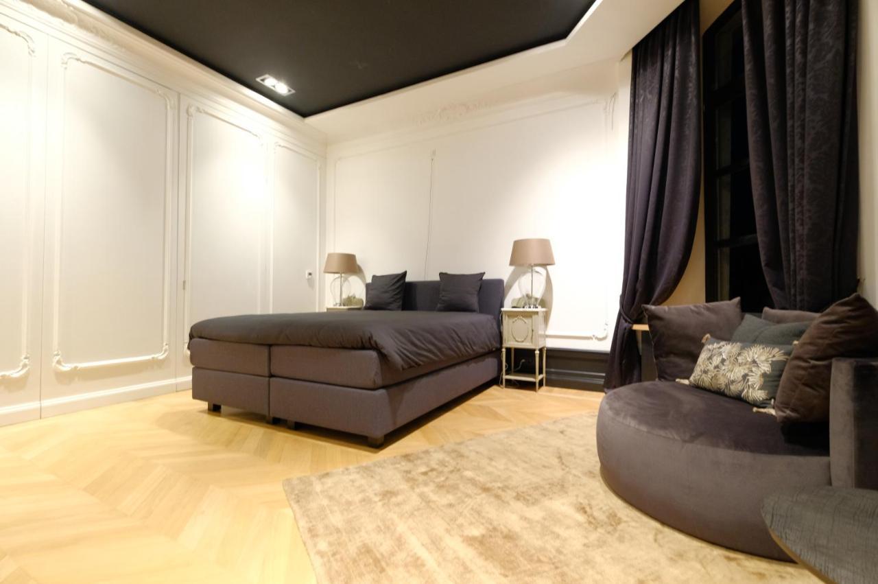 Suite La Duchesse Et Parking Prive Gratuit 蒙斯 外观 照片