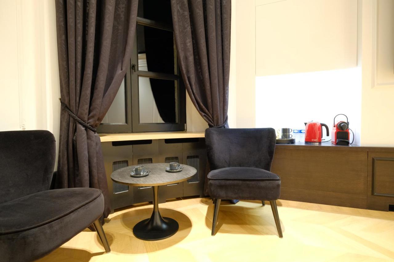 Suite La Duchesse Et Parking Prive Gratuit 蒙斯 外观 照片
